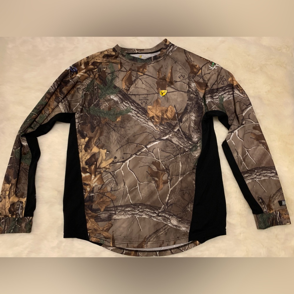 REALTREE Camo Scent Blocker SHIRT men’s size M Long sleeve Camouflage